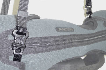 Schnellverschluss CH12 an einem Spektiv